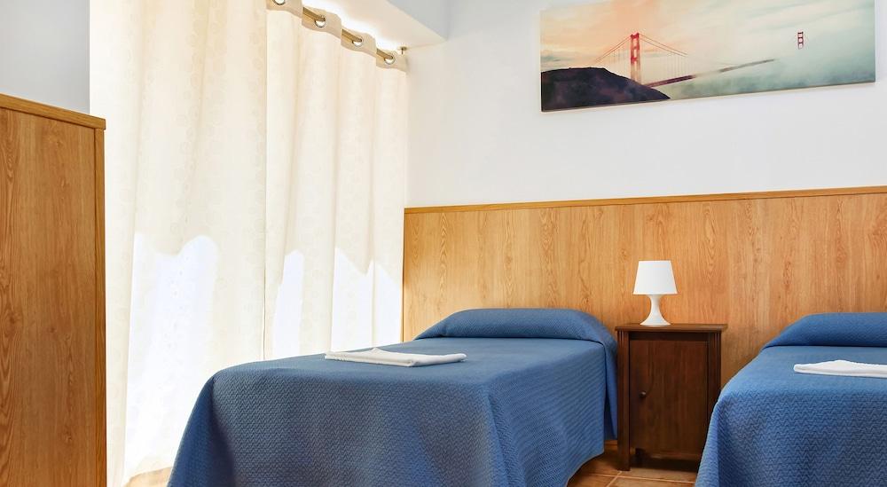 Irati Hotel Benidorm Luaran gambar